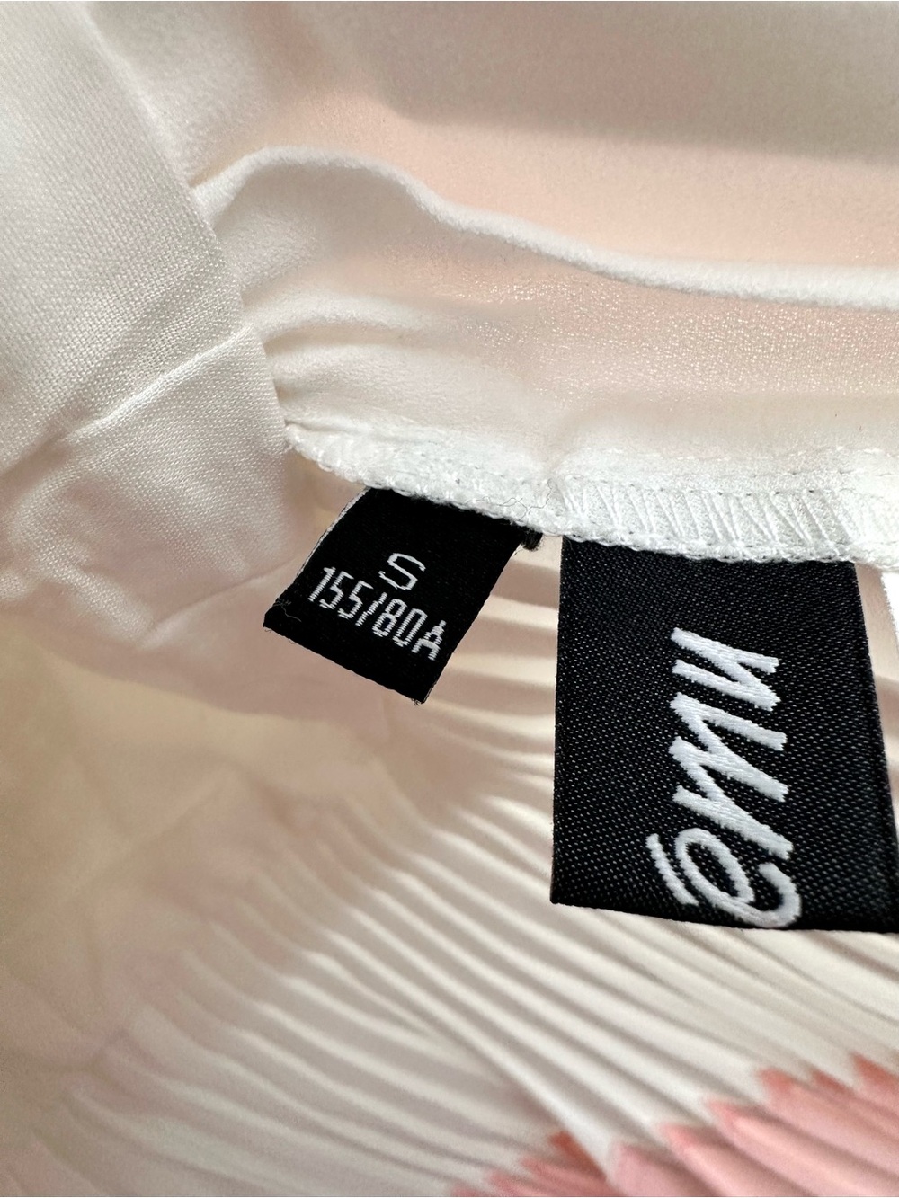 Emu White Dress with Pink Ombre Pleats - Picture 8 of 10